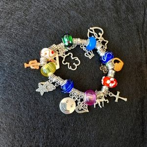 Charm bracelet